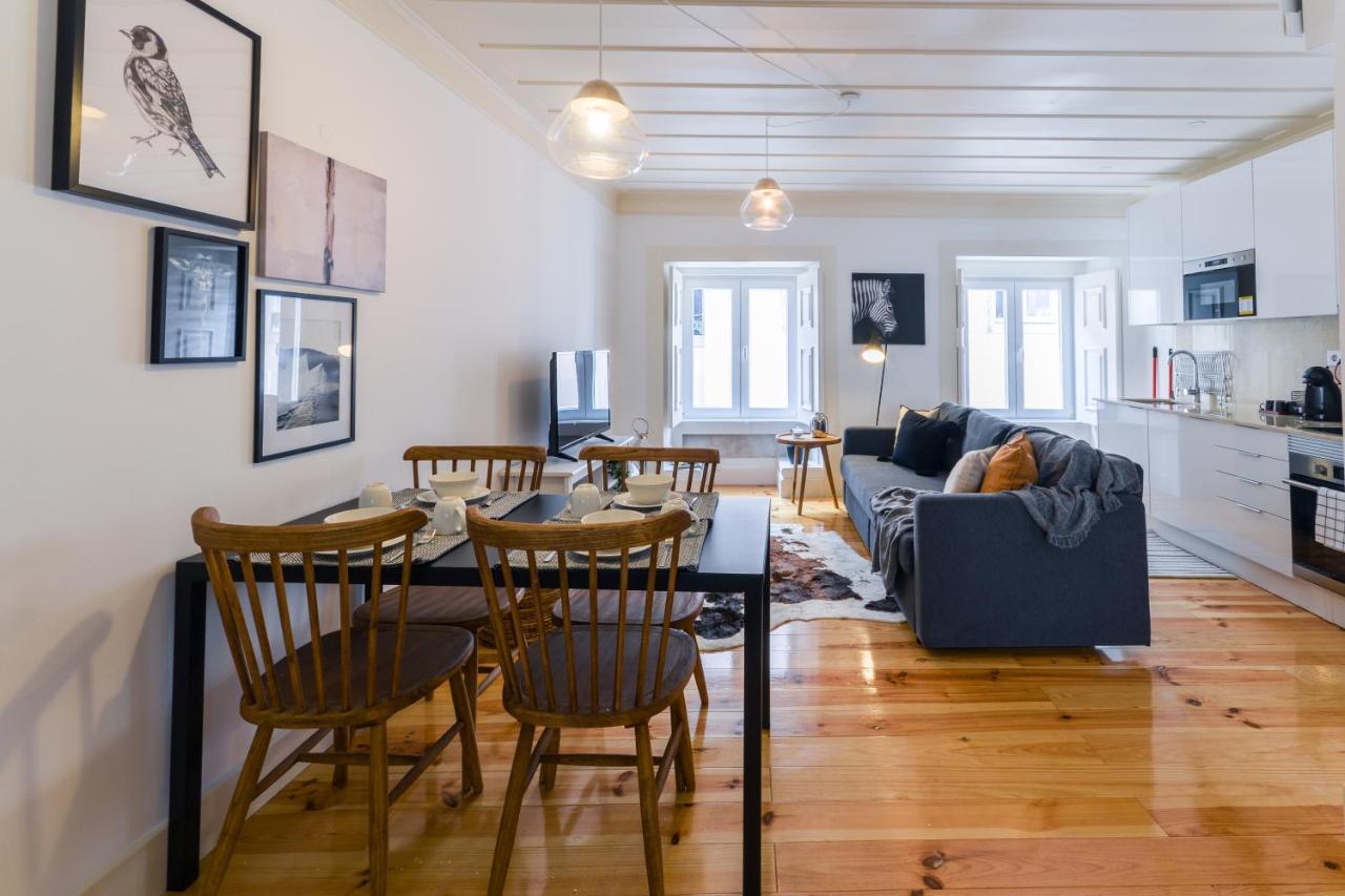 Sunny And Stylish Apartment - 11 Min To The Center Lisbon Exterior photo